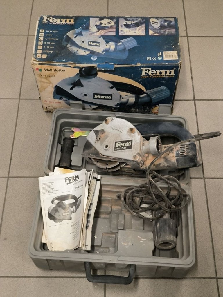 muurfrees / sleuvenfrees FERM, Doe-het-zelf en Bouw, Gereedschap | Slijpmachines, Ophalen of Verzenden, Gebruikt, 1000 watt of meer