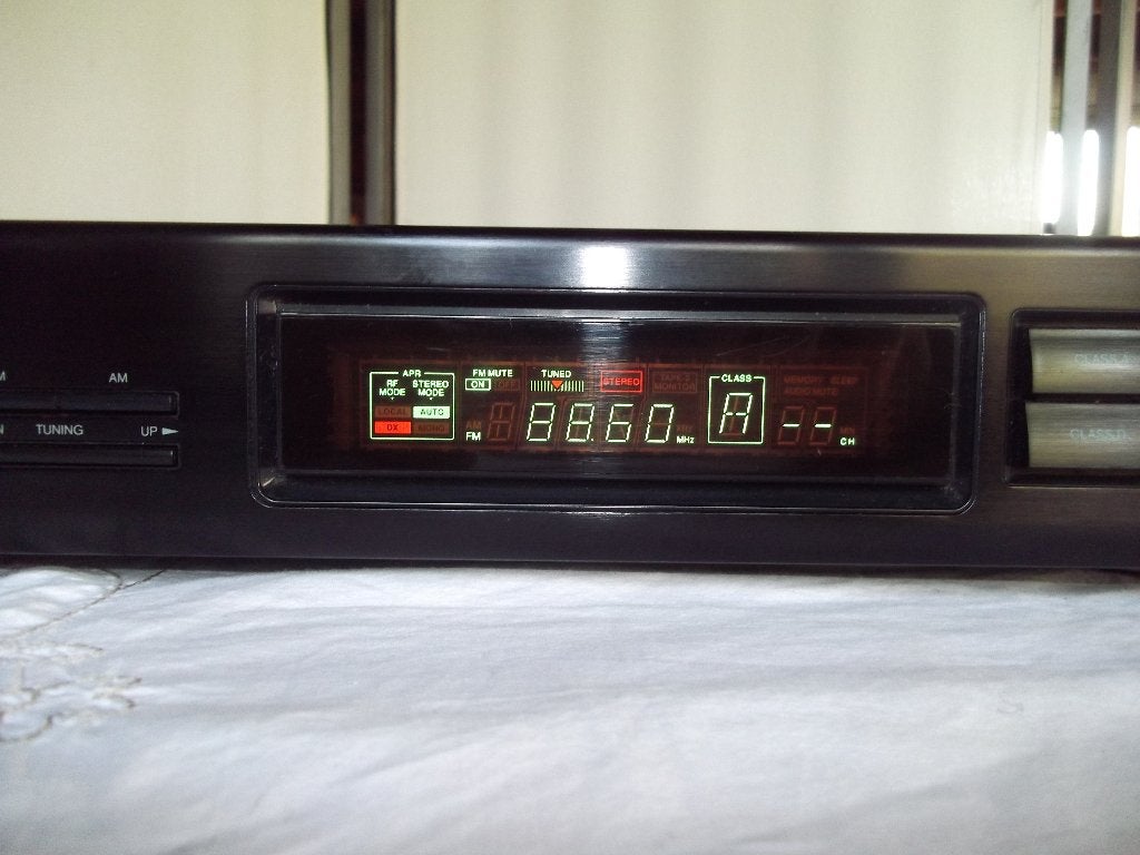 ONKYO tuner T 401, Ophalen of Verzenden, Zo goed als nieuw