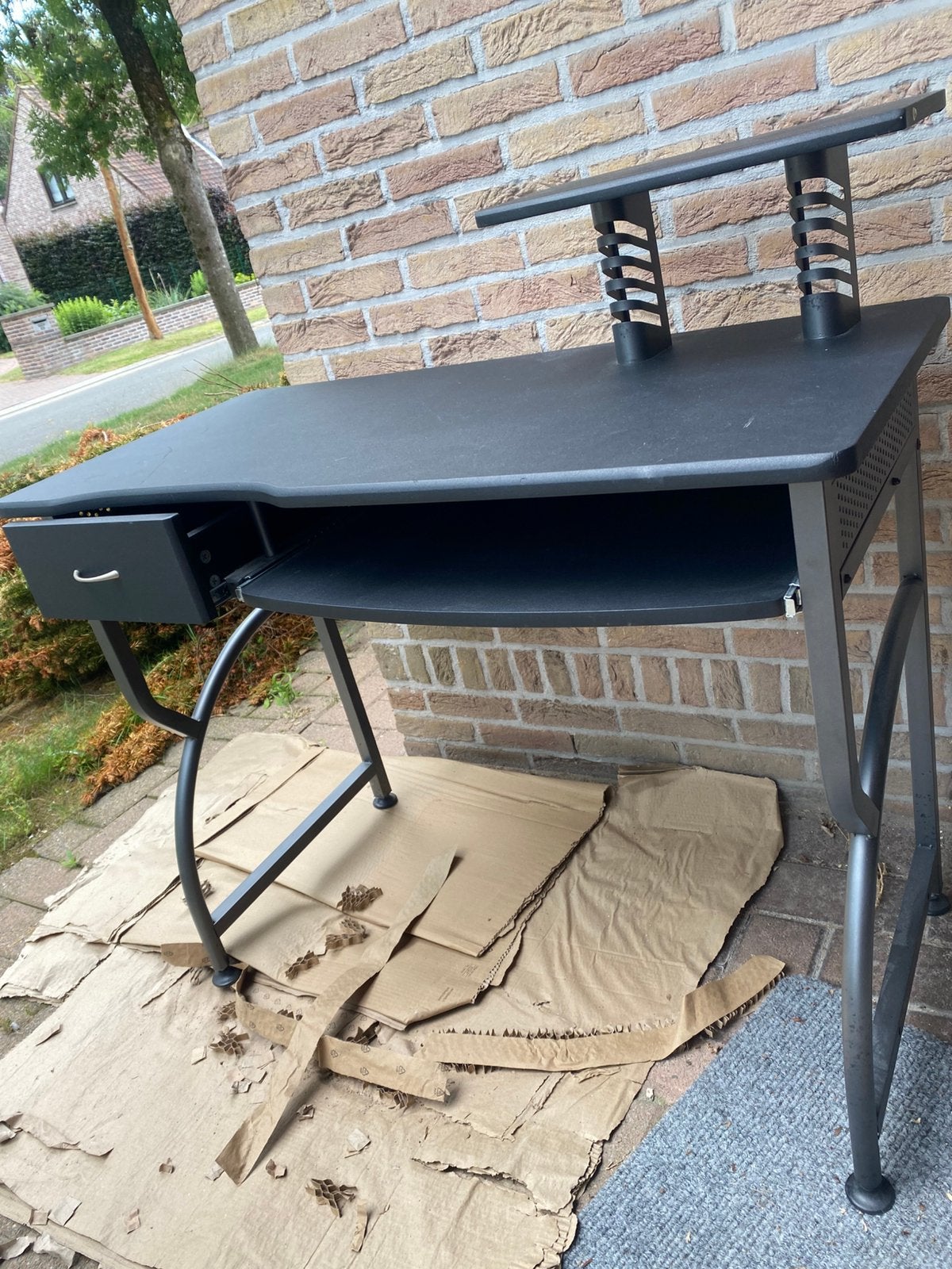 Gratis, Enlèvement, Utilisé, Noir