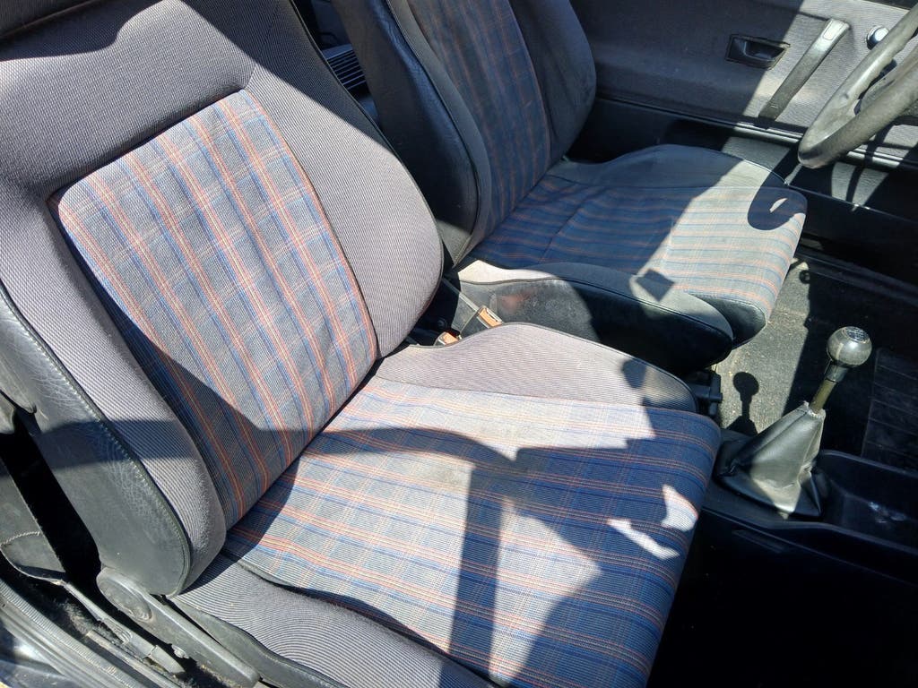 VW Polo 1300 GT uit 1989, foto 8