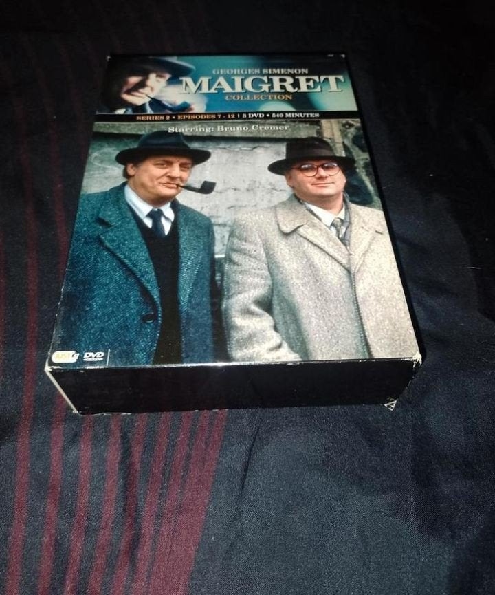 Te koop in DVD-box volume 2 Maigret Bruno Cremer serie, Misdaad, Ophalen of Verzenden, Zo goed als nieuw, Seizoen 2