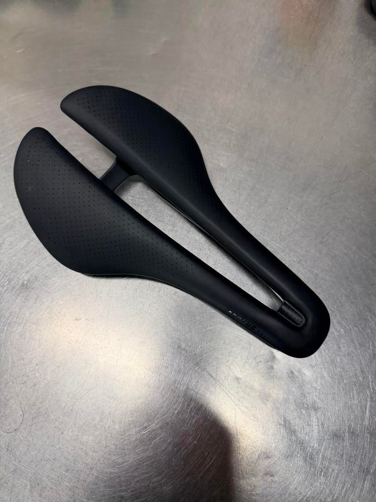 Trek Aeolus RSL 145mm zadel, Fietsen en Brommers, Ophalen, Zo goed als nieuw, Zadel, Racefiets
