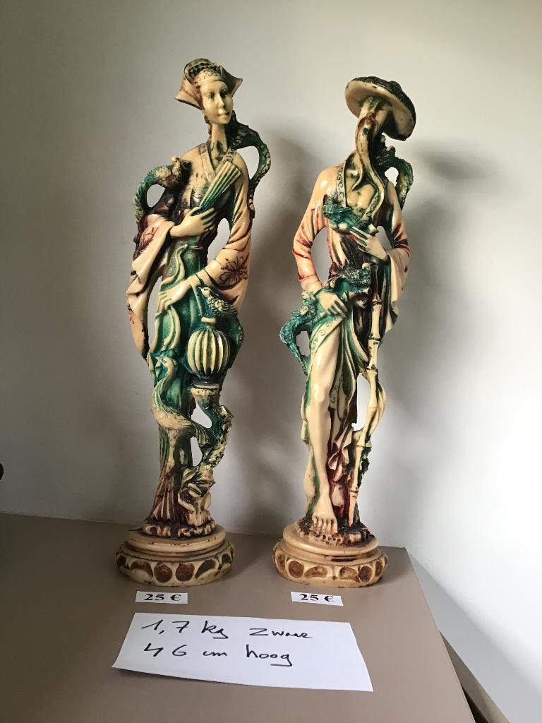 2 Oosterse beelden v 46 cm hoog, GRATIS VERZENDING, Collections, Statues & Figurines, Enlèvement ou Envoi, Comme neuf