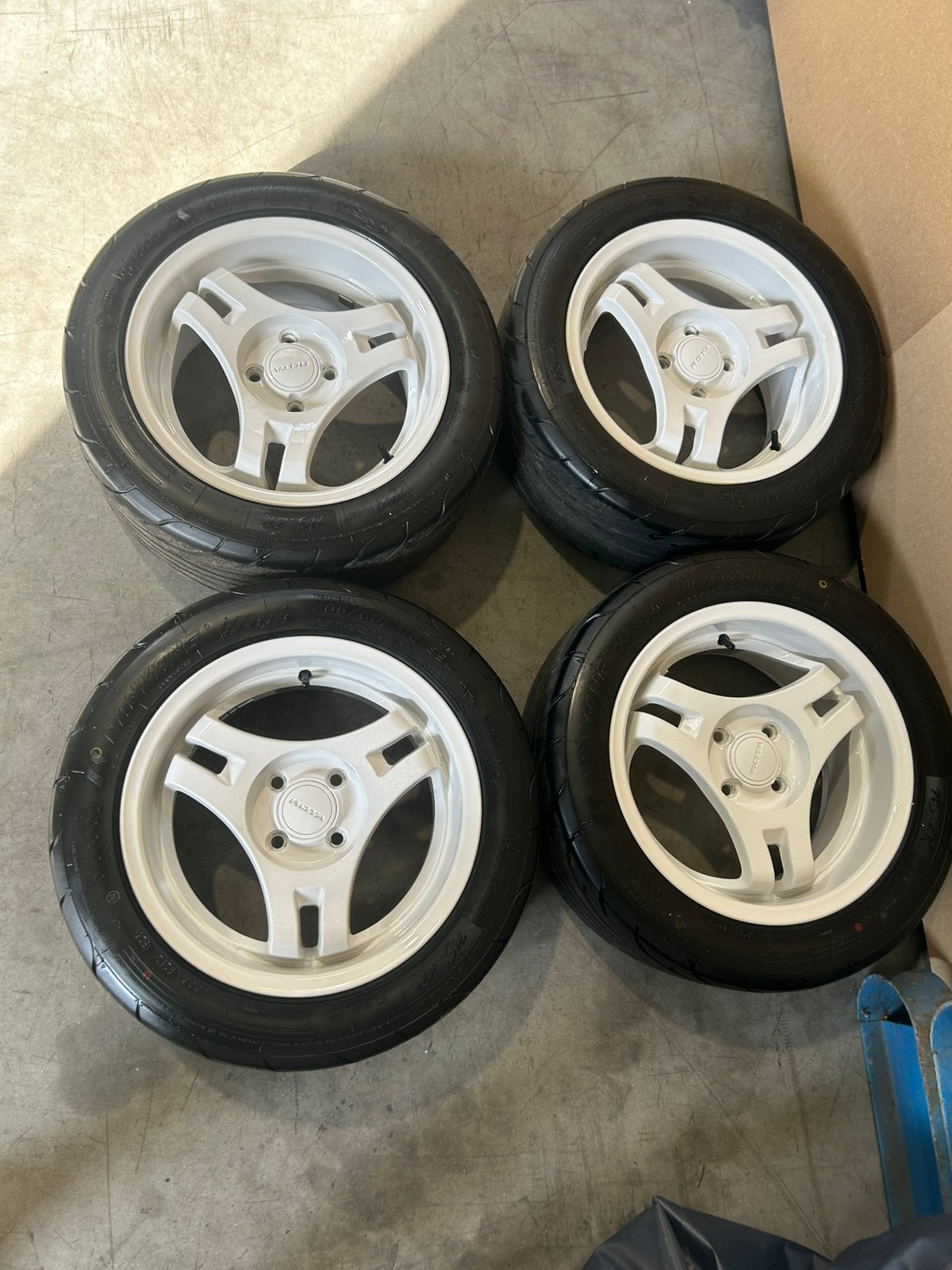 4x100 Rota HM3 15”, Ophalen, 15 inch, Banden en Velgen, Nieuw