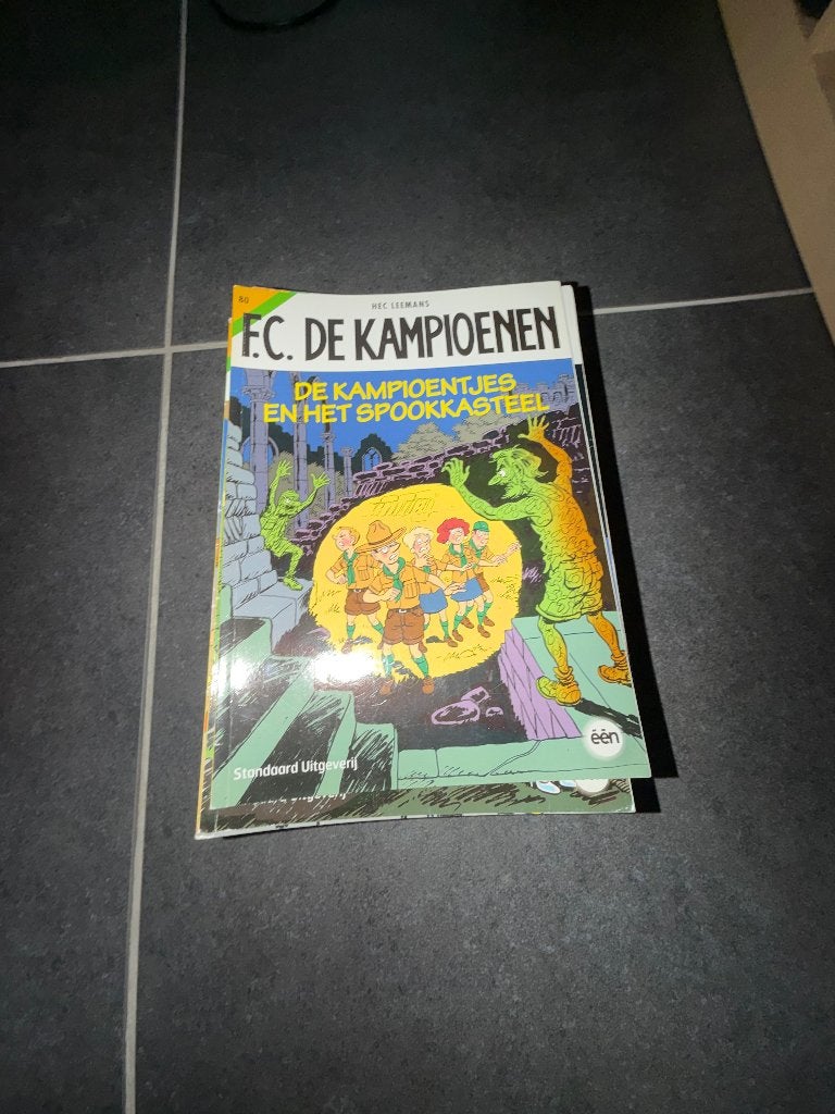 34 kampioenen strips, Livres, BD | Comics, Hec Leemans, Comme neuf, Enlèvement, Plusieurs comics