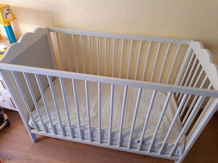 Ikea kinderbedje te koop, Enlèvement, Utilisé, Lit