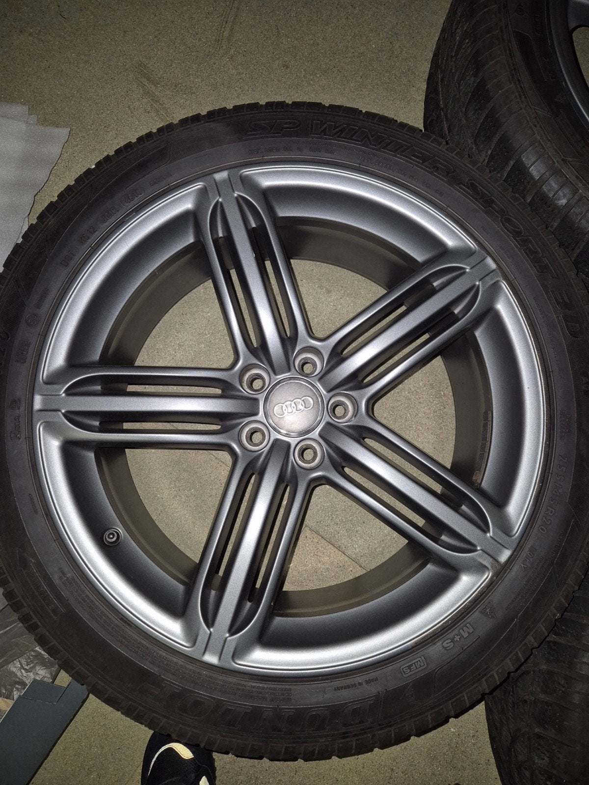 Audi Speedline gris titane 255/45/20, Autos : Pièces & Accessoires, Pneus & Jantes, Pneus et Jantes, Pneus hiver, 255 mm, Véhicule de tourisme