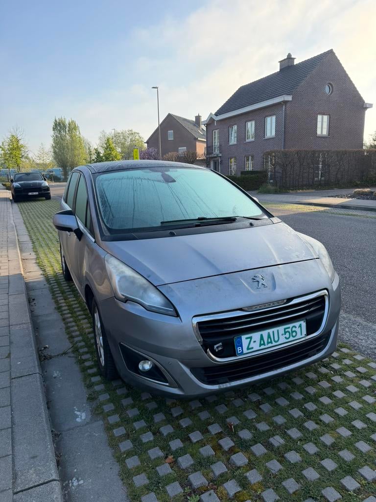 Peugeot 5008 1.6 hdi Automaat 7 zit 2016 Export, Auto's, Automaat, Stof, Euro 6, 4 cilinders