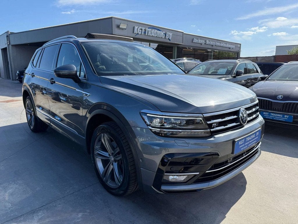 Volkswagen Tiguan Allspace 2.0 TDI 7 ZIT AUTOMAAT R-LINE NAV, Auto's, Automaat, Gebruikt, 4 cilinders, 7 zetels