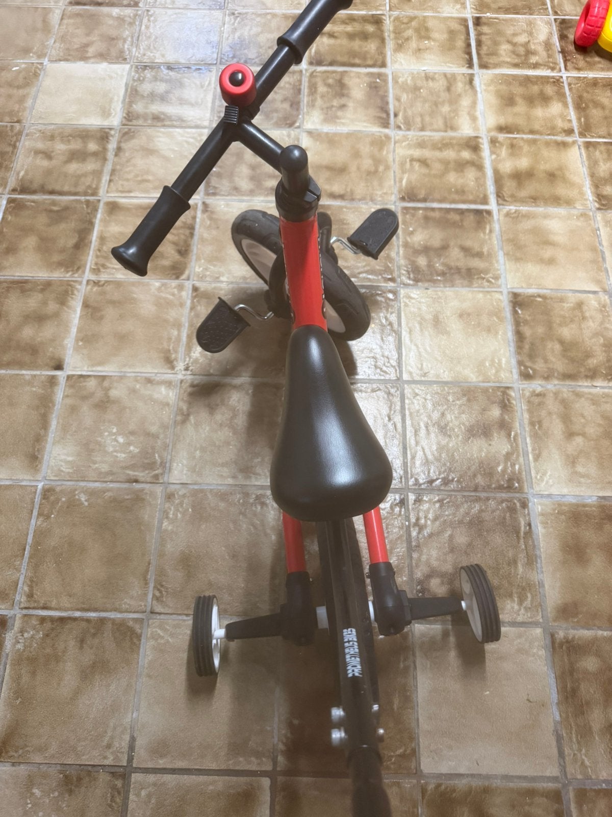 Vélo pour un enfant deux ans et plus, Enlèvement, Comme neuf