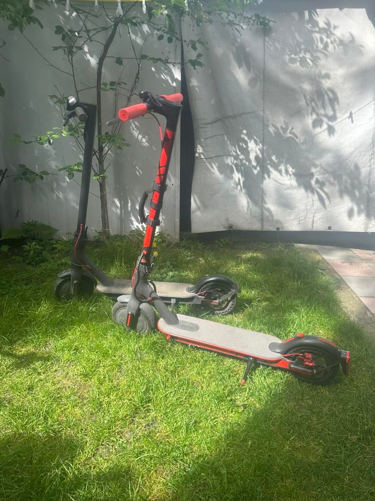 2 elektrische steps, Fietsen en Brommers, Ophalen, Gebruikt, Elektrische step (E-scooter)