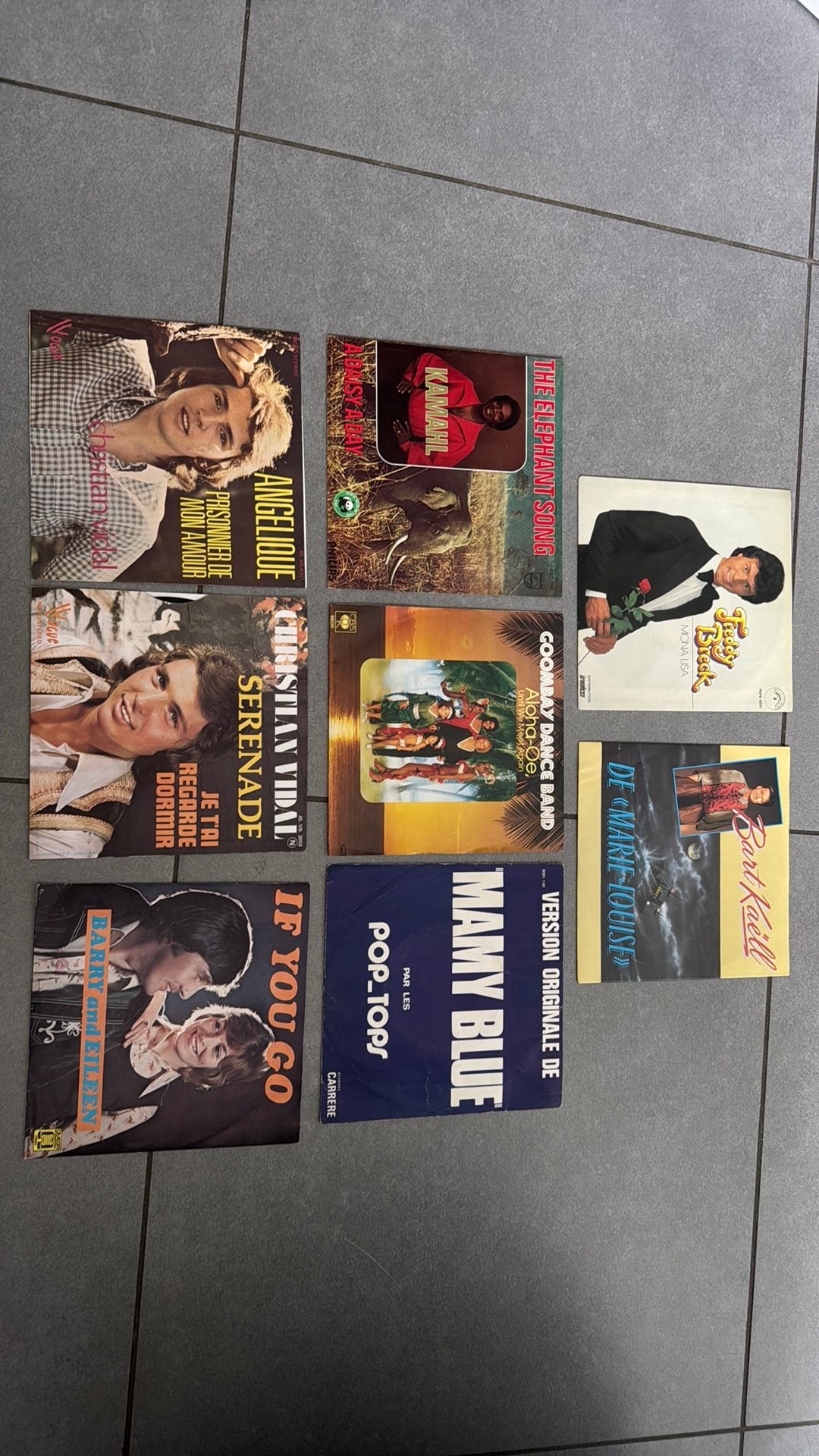Bundel van 8 vinyl singles: NL & internationale klassiekers, Ophalen, Gebruikt, Pop