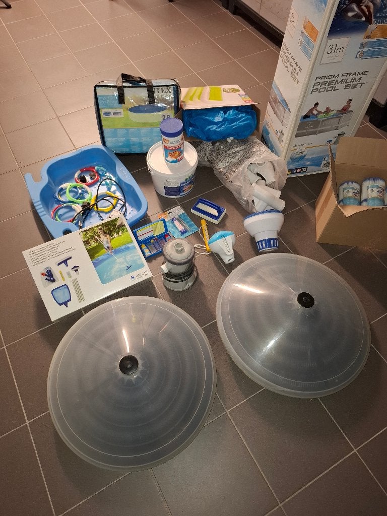 Zwembad intex met veel toebehoren, Ophalen, Zo goed als nieuw, Verwarming
