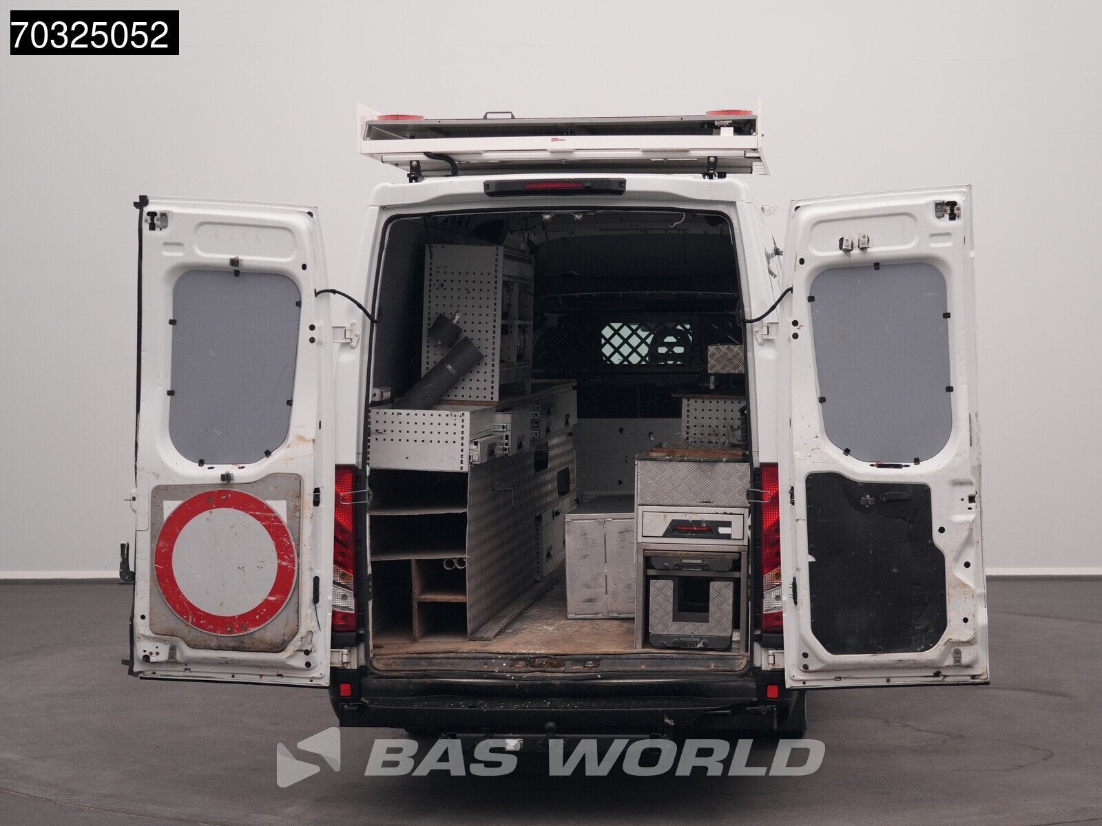 Iveco Daily 50C14 CNG 3.0L Dubbellucht L3H2 Navi 3,5t Trekha, Auto's, 100 kW, Stof, Gebruikt, Euro 6