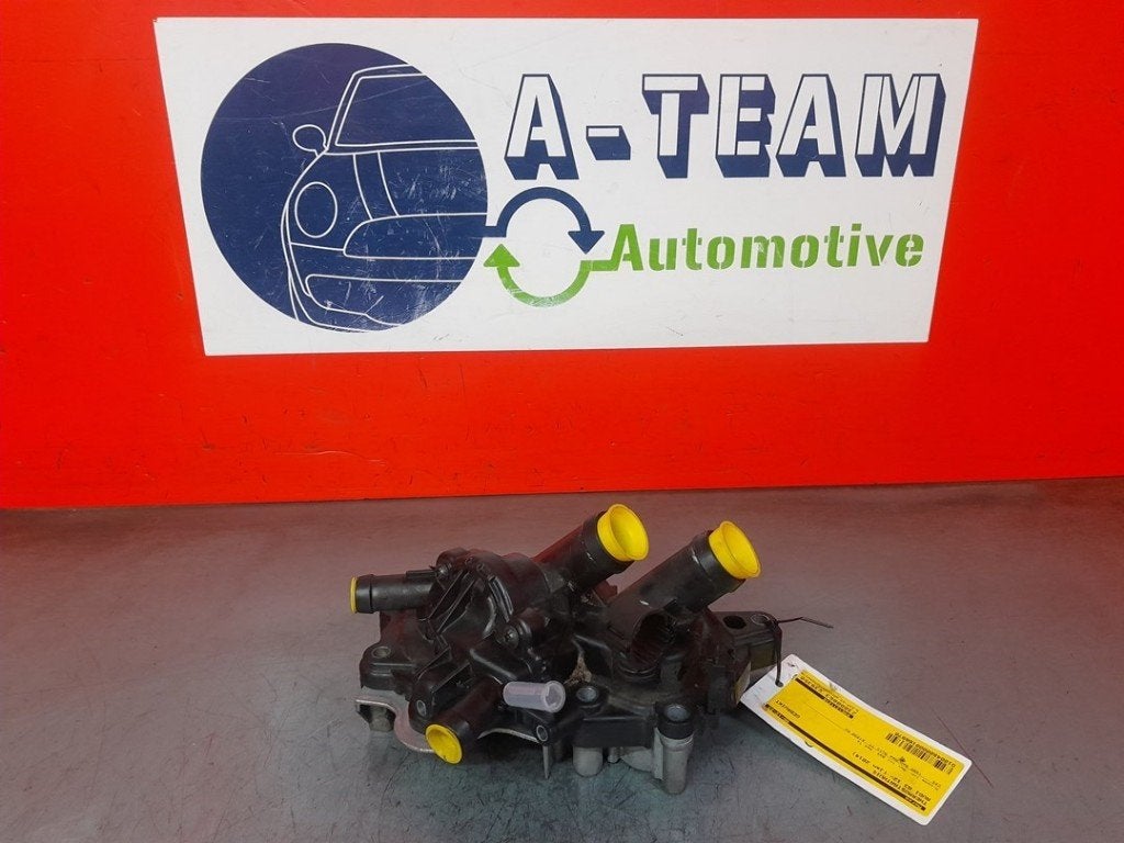 BOITIER THERMOSTAT Audi (|04E121121E|), Auto-Union-Straße  1,
85057  Ingolstadt, DE, Info@audi.de, Audi, Utilisé