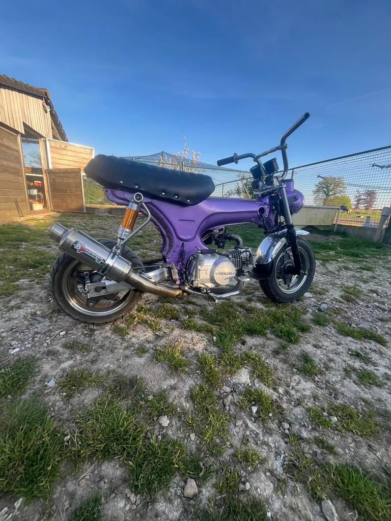 Te koop :  volledige Dax A-klasse + veel onderdelen, Fietsen en Brommers, Ophalen, Zo goed als nieuw, Overige typen