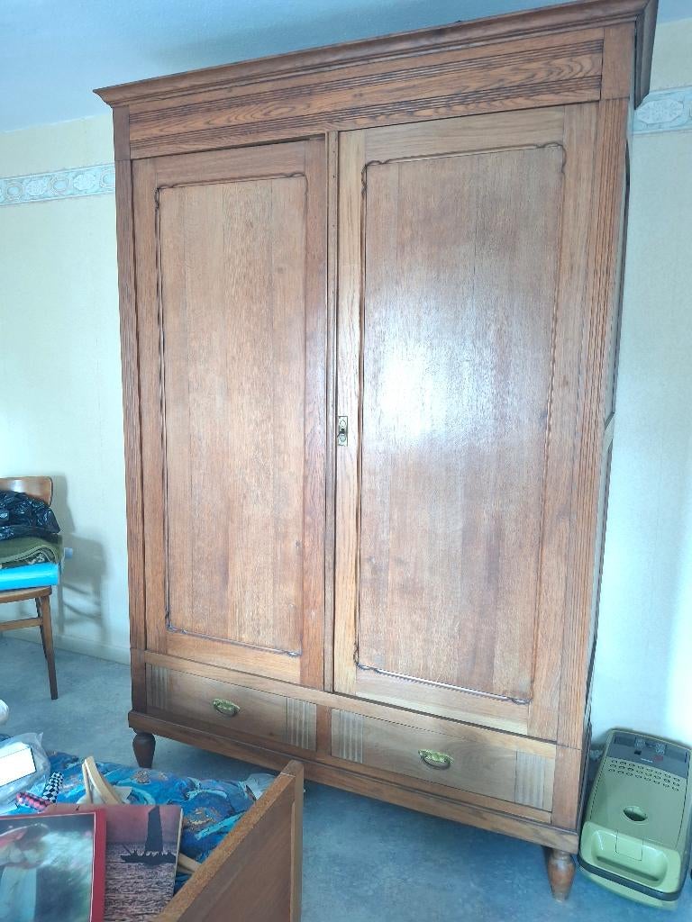 ancienne garde robe en chêne, Enlèvement, Utilisé