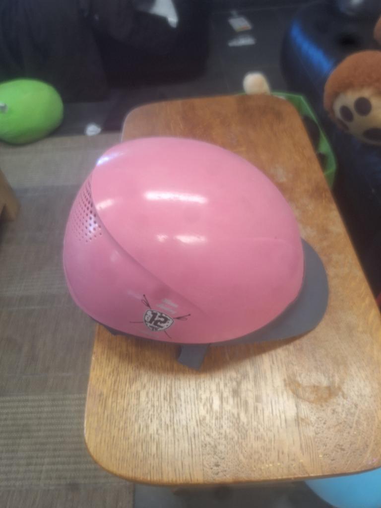 Casque pour une personne âgée de 4 à 9 ans, Enlèvement, Utilisé, Medium