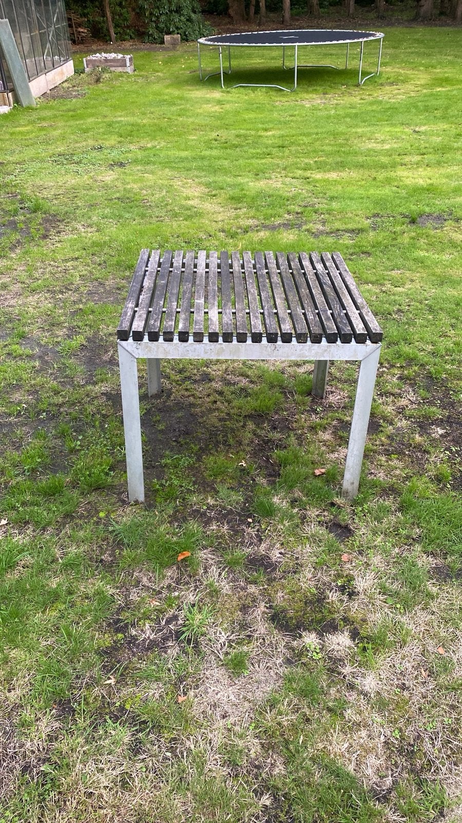 Table de jardin carrée Extremis + 2 chaises, Jardin & Terrasse, Enlèvement, Utilisé, Carré, Bois