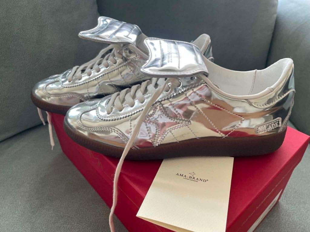 Prachtige Sneakers AMA BRAND-Nieuwstaat***, Kleding | Dames, Schoenen, AMA BRAND, Verzenden, Nieuw, Sneakers
