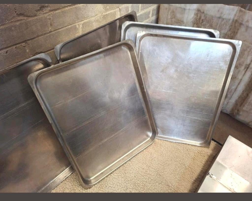 Lot de 5 plats inox horeca professionnel