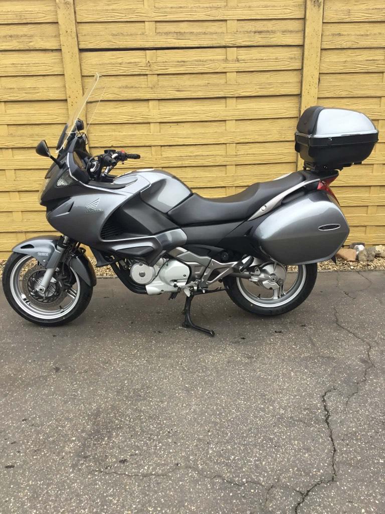 Honda Deauville NT700, Motoren, Motoren | Honda, Particulier, Toermotor, meer dan 35 kW, 2 cilinders, ABS, Cardan-aandrijving