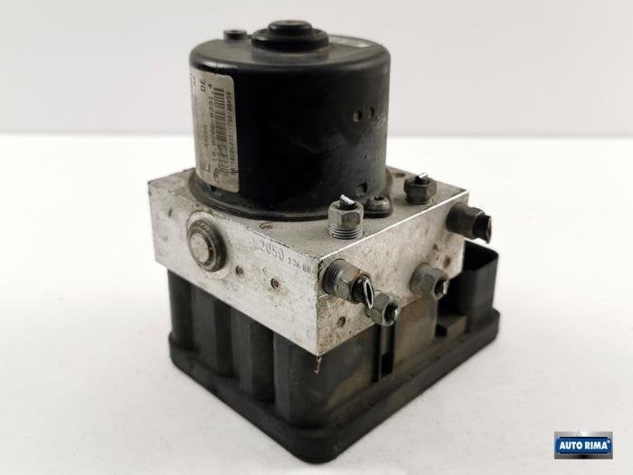 Pompe ABS d'un Volvo V50, -, 3 mois de garantie, -, -