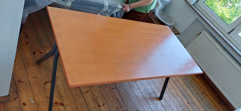 Bureau en bois et pieds métalliques 160 sur 80 cm, Maison & Meubles, Enlèvement, Bois