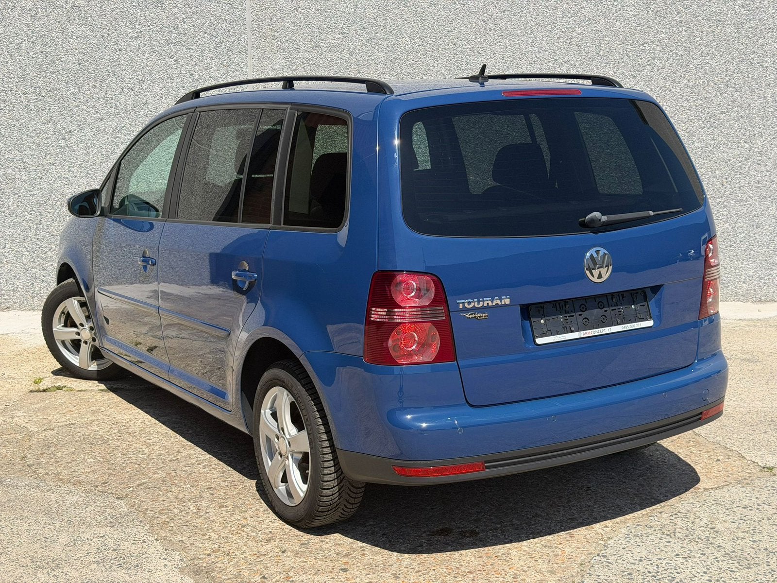 Volkswagen Touran 1.4 TSI essence 7places garantie 12 Mois, Euro 5, Blauw, Android Auto, Bedrijf