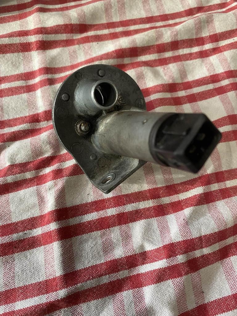 Mercedes M102 Bosch nullastregelaar, Auto-onderdelen, Motor en Toebehoren, Ophalen, Mercedes-Benz