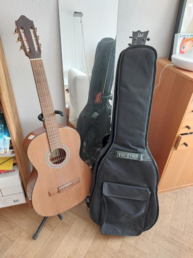 Guitare classique Amada 4855 4/4 + housse Tobago, Ophalen