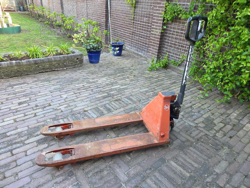 BT palletwagen, Doe-het-zelf en Bouw, Ophalen, Zo goed als nieuw