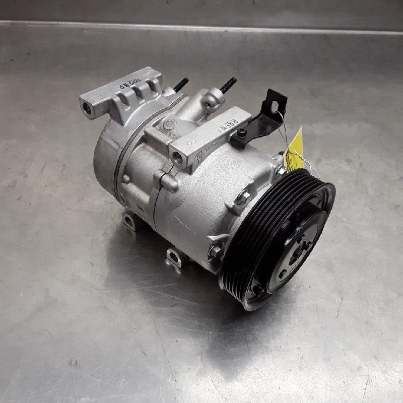 AIRCO POMP Hyundai Tucson (TL) (|97701D7300|), Gebruikt, Hyundai