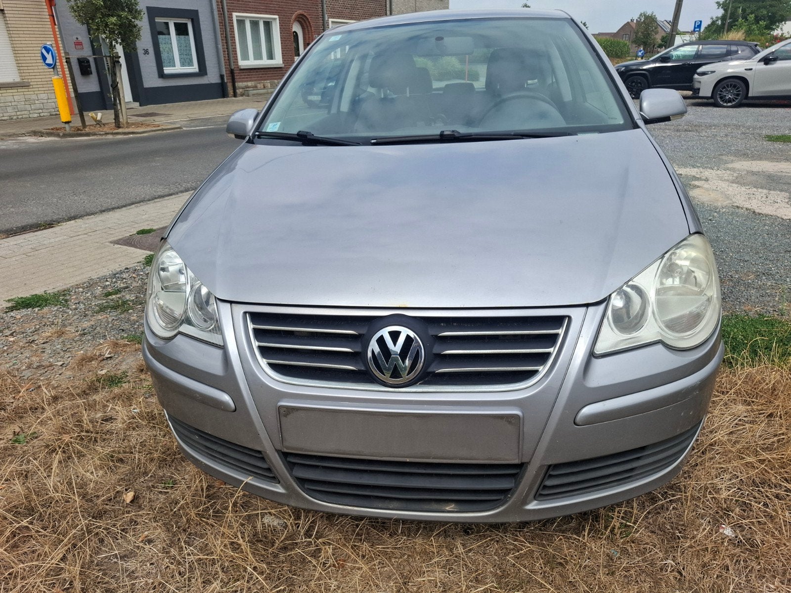 polo 1.4 essence  Boite automatique, Autos, Argent ou Gris, Achat, Entreprise, Automatique