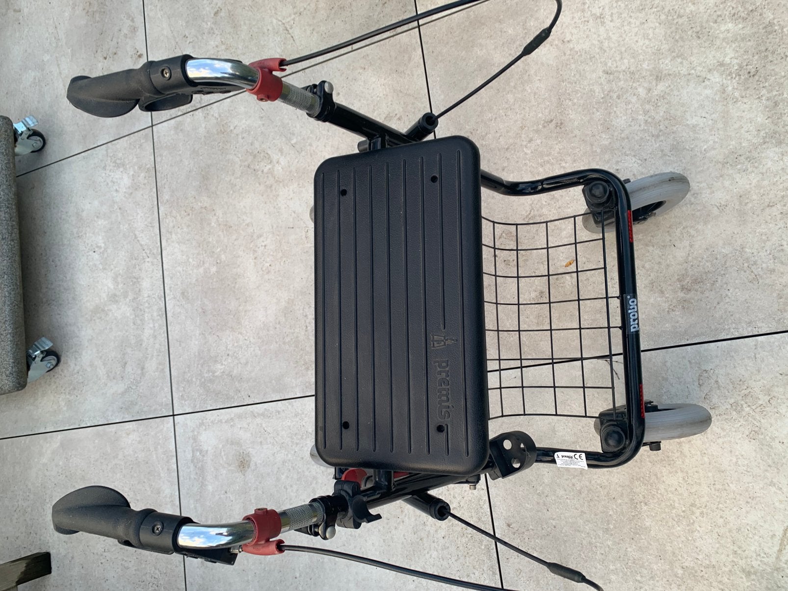 Rollator, en WC - stoel, Ophalen, Zo goed als nieuw