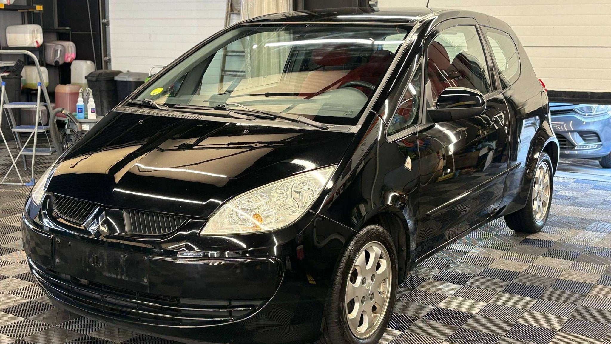 Mitsubishi Colt benzine AUTOMATIQUE bj. 2006 138411km, Autos, 1332 cm³, Achat, Entreprise, Colt