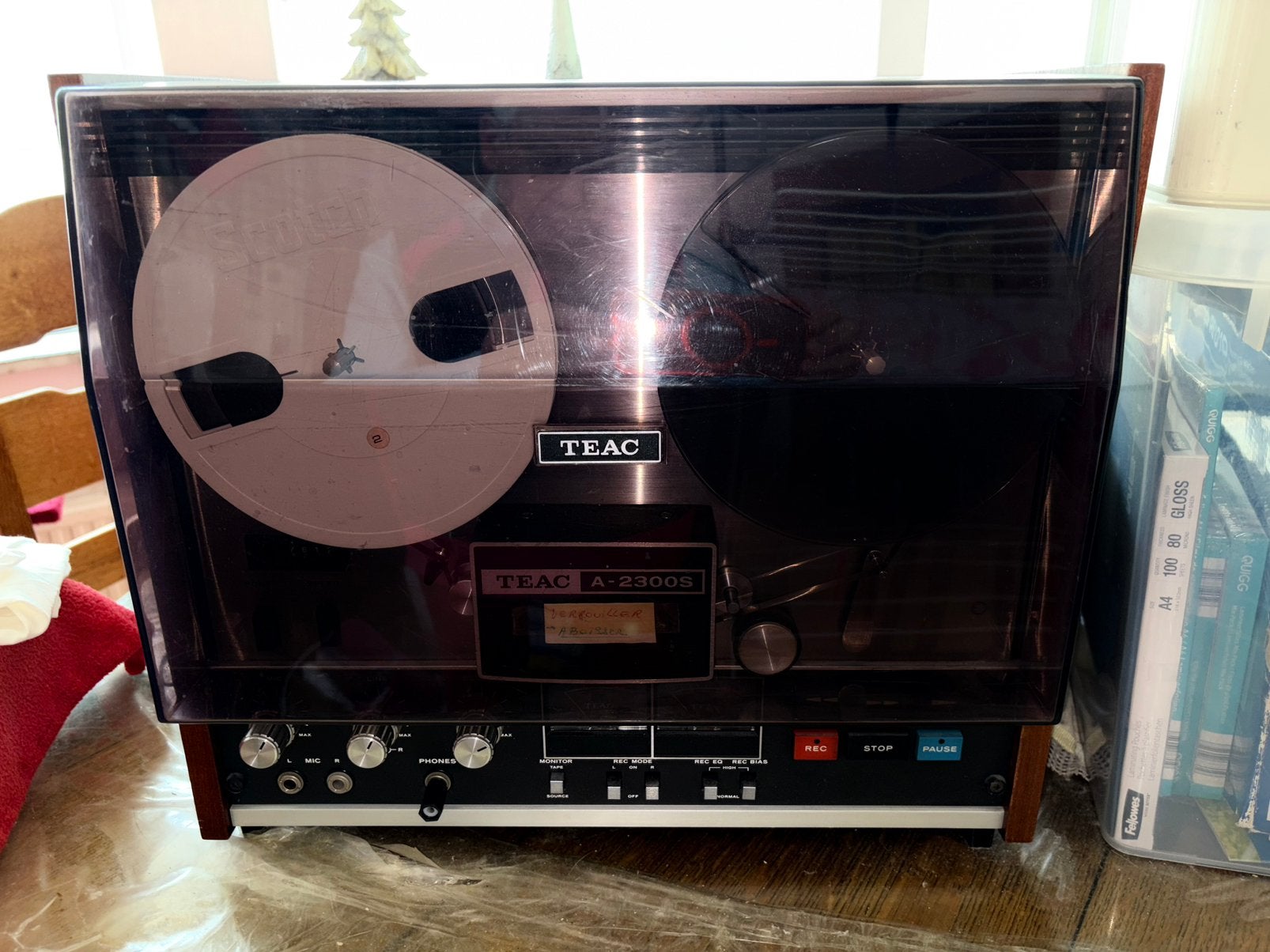 Enregistreur TEAC. A - 2300 s à donner revisé mécaniquement, TV, Hi-fi & Vidéo, Enregistreurs audio, Enlèvement, Magnétophone défectueux