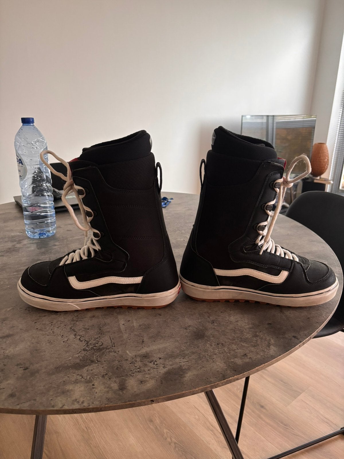 Snowboard boots Vans Invado OG, Sports & Fitness, Enlèvement, Utilisé, Chaussures