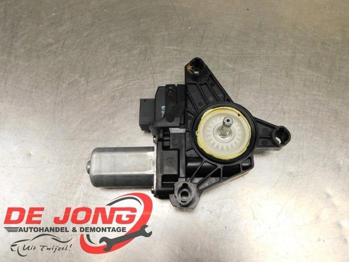 Moteur de vitre portière d'un Mercedes C-Klasse, 3 mois de garantie, Utilisé, -, -