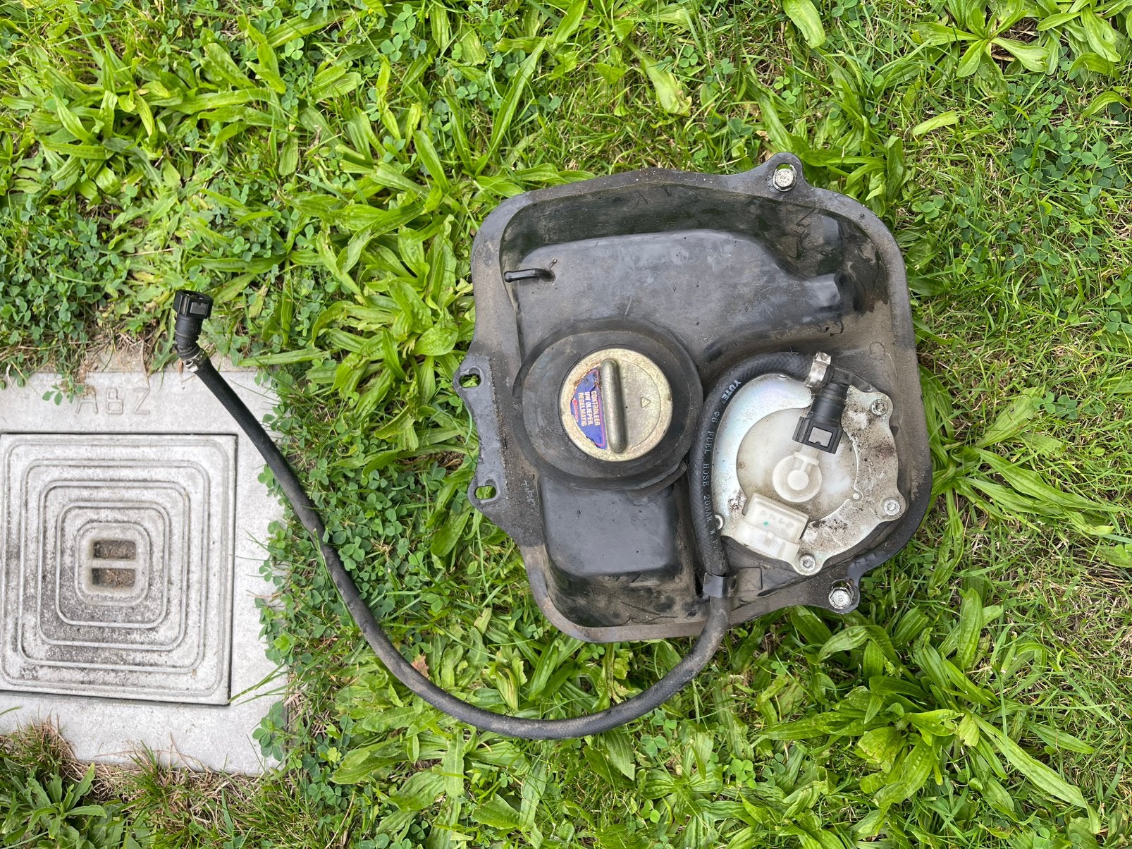 Benzinetank en kabel, Ophalen, Gebruikt, Tank, Overige merken