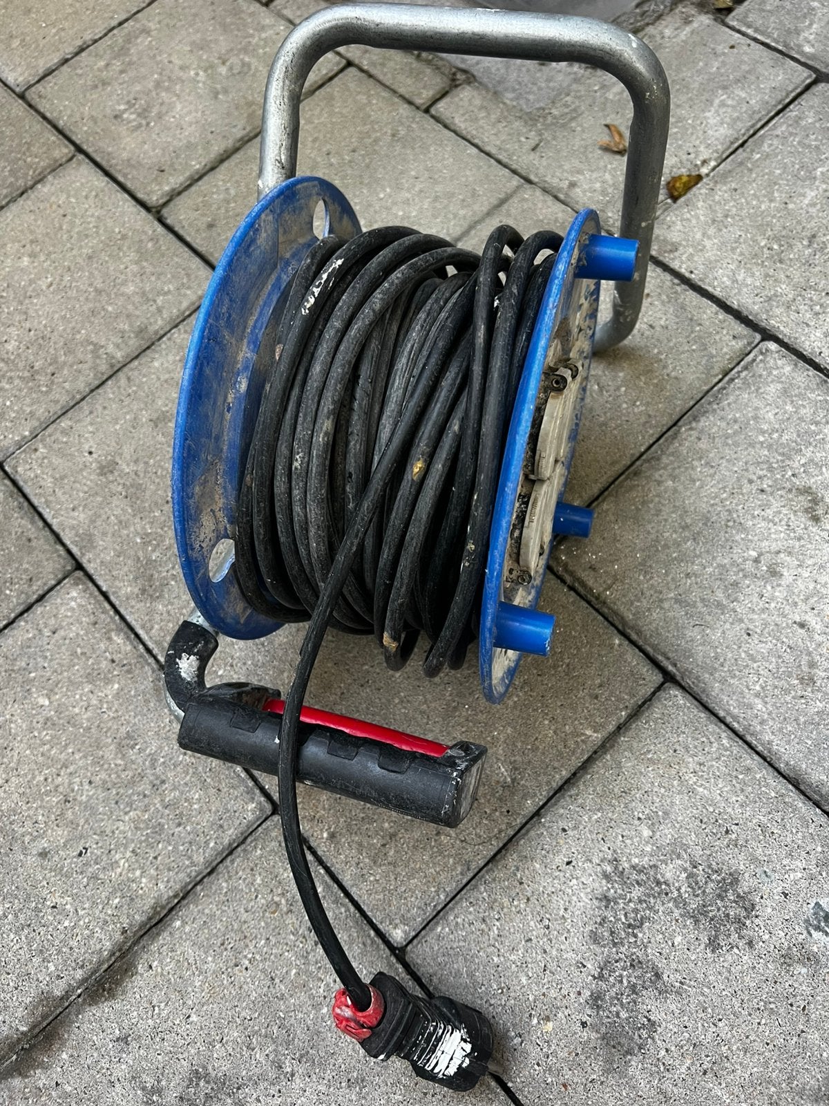 Kabelhaspel 25 m – 4-voudig, Ophalen, Gebruikt, Kabelhaspel