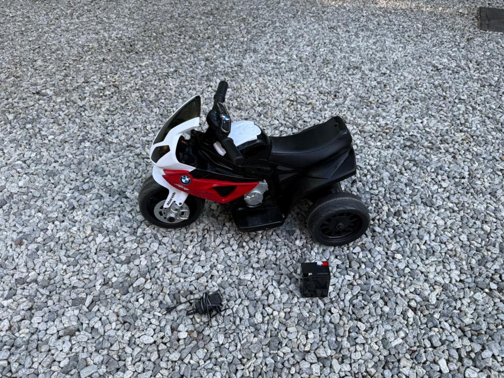 Mini Moto Électrique BMW pour Enfant, Enlèvement, Utilisé, Accessoires