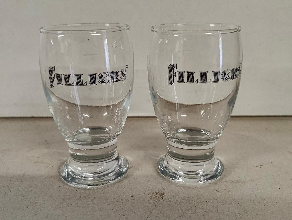 2 jeneverglaasjes Filliers, Ophalen of Verzenden, Zo goed als nieuw