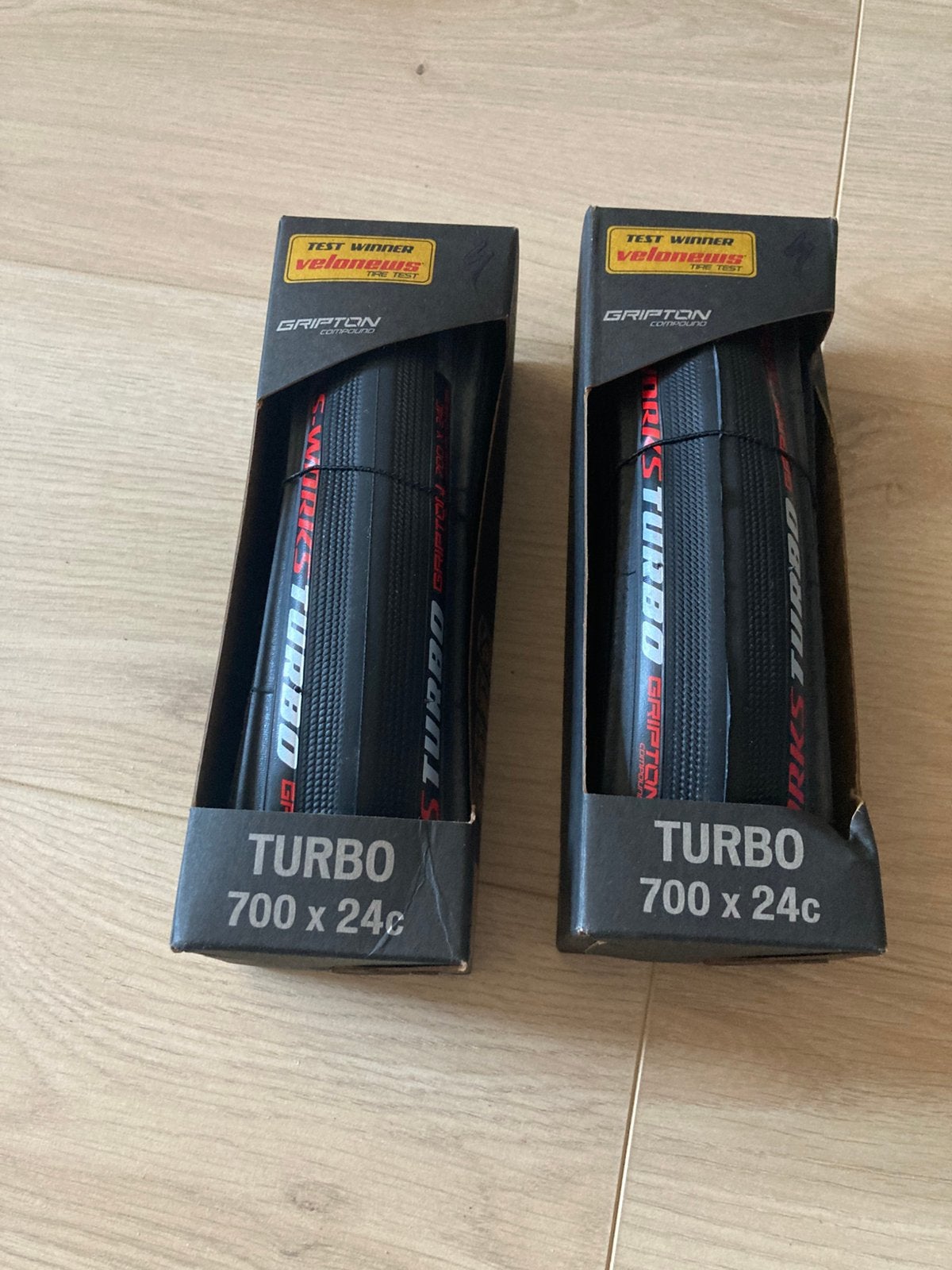Pneus sworks turbo 700x24 * 2, Enlèvement ou Envoi, Neuf