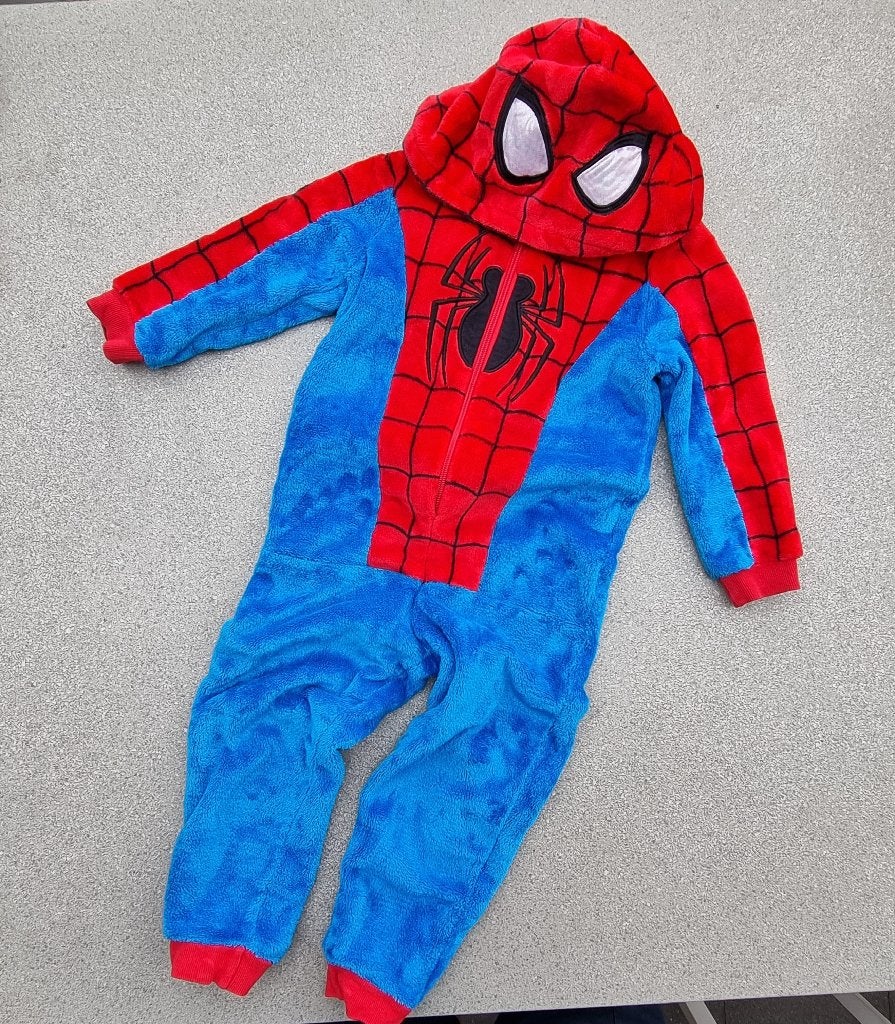 jongenskleding - onesie, Kinderen en Baby's, Ophalen, Gebruikt, Jongen, Nacht- of Onderkleding