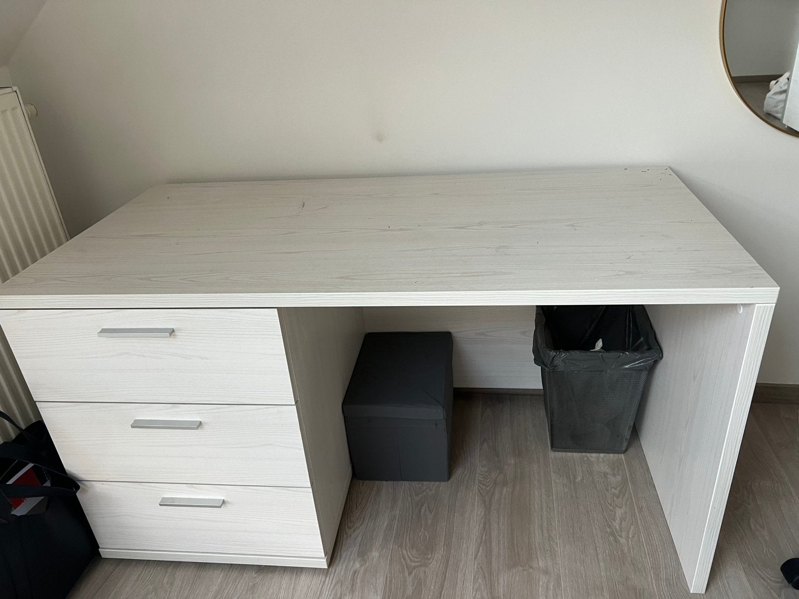 Bureau à vendre - bon état, Classique, Enlèvement, Comme neuf, Bureau d'ordinateur