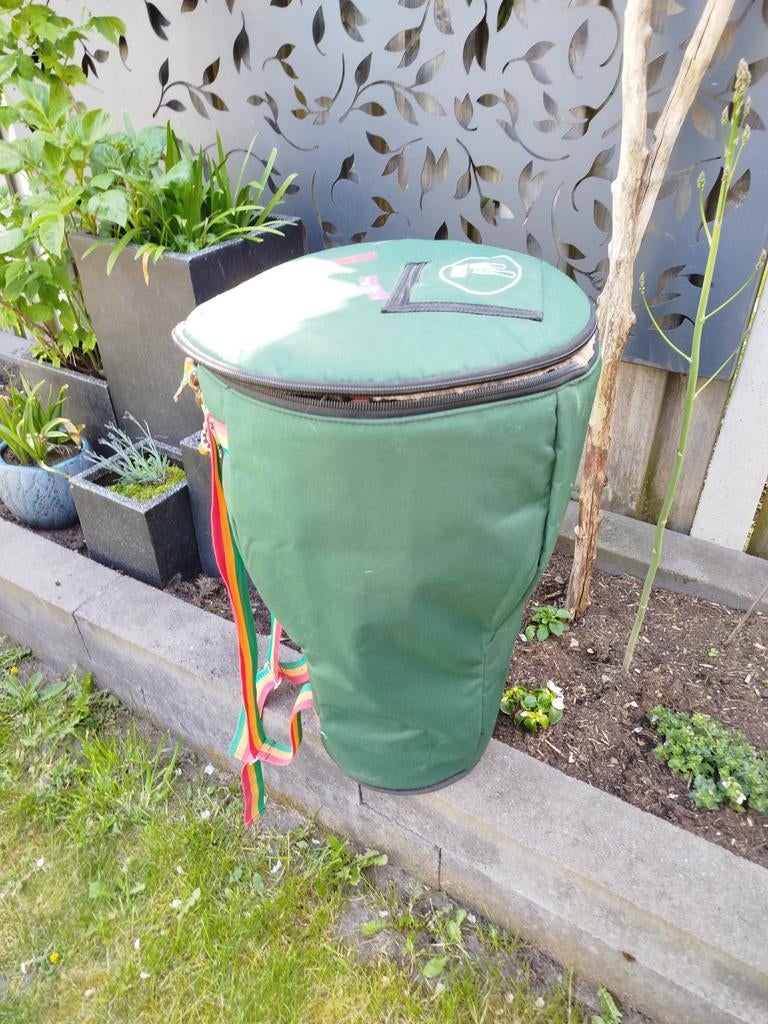 Kwaliteits draagtas djembe, Enlèvement