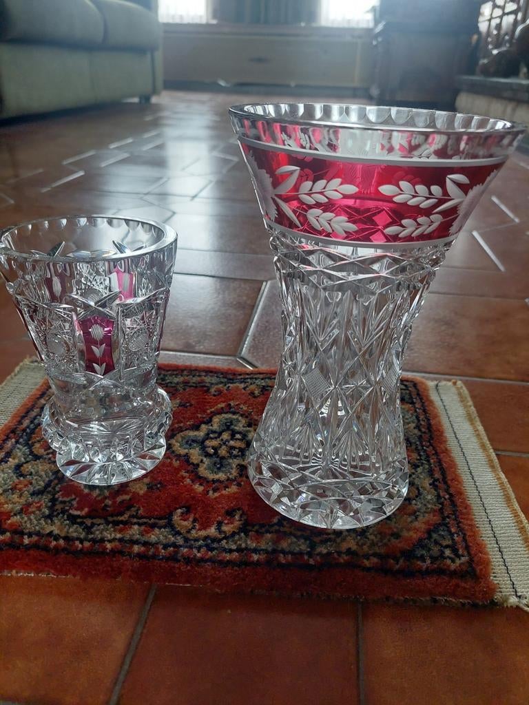 Duo vazen uit Boheems kristal., Antiek en Kunst, Ophalen of Verzenden