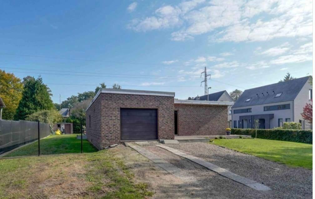 Huis, 205 m², 500 tot 1000 m², 683 kWh/m²/jaar, Vrijstaande woning