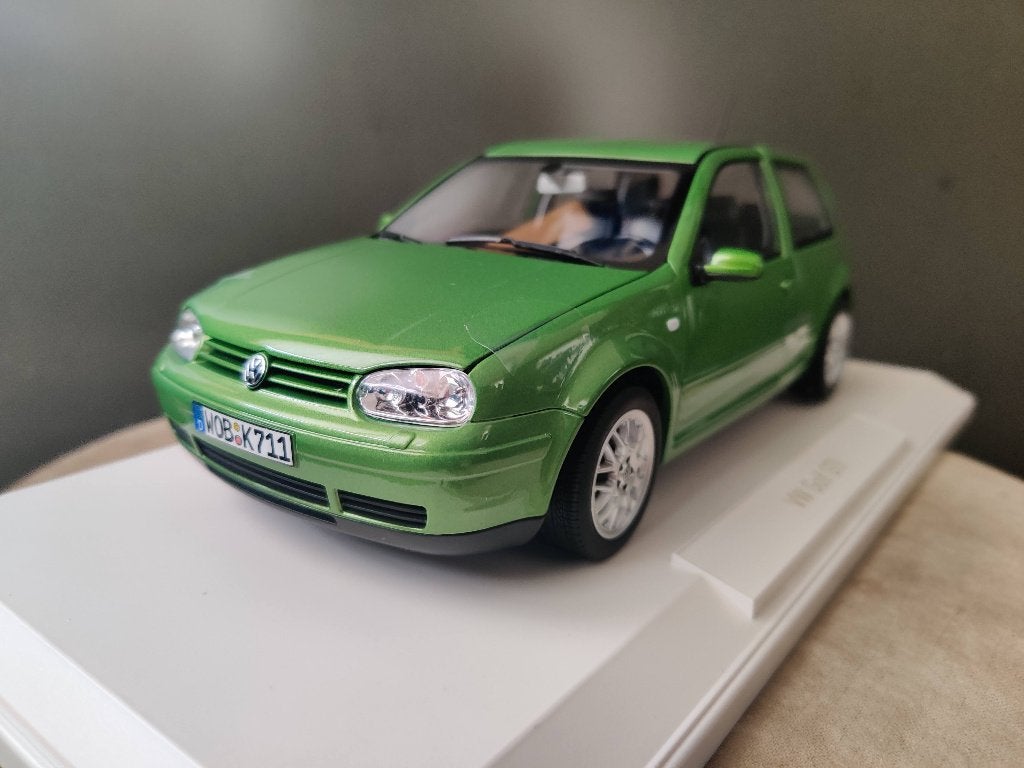 Volkswagen Golf GTI 1998 Norev 1/18e nieuw, in doos., Ophalen of Verzenden, Nieuw, Auto, Norev